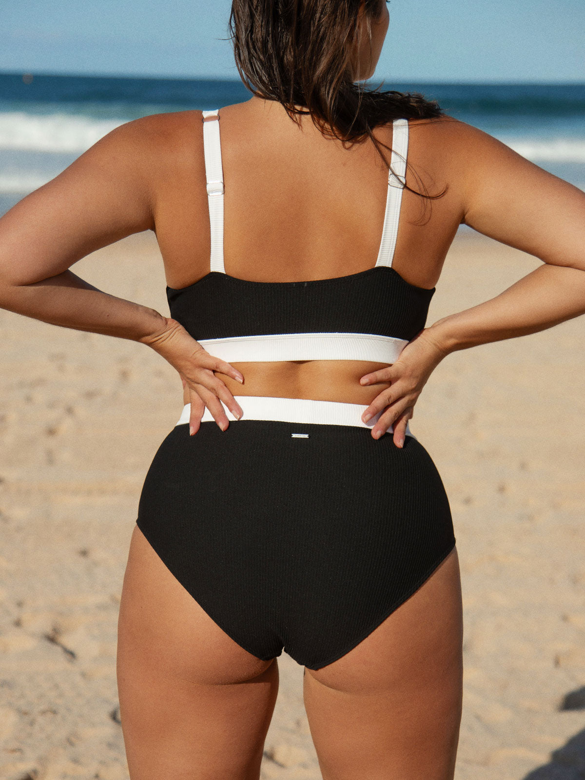 Contrast Trim Plus Size Bikini Top