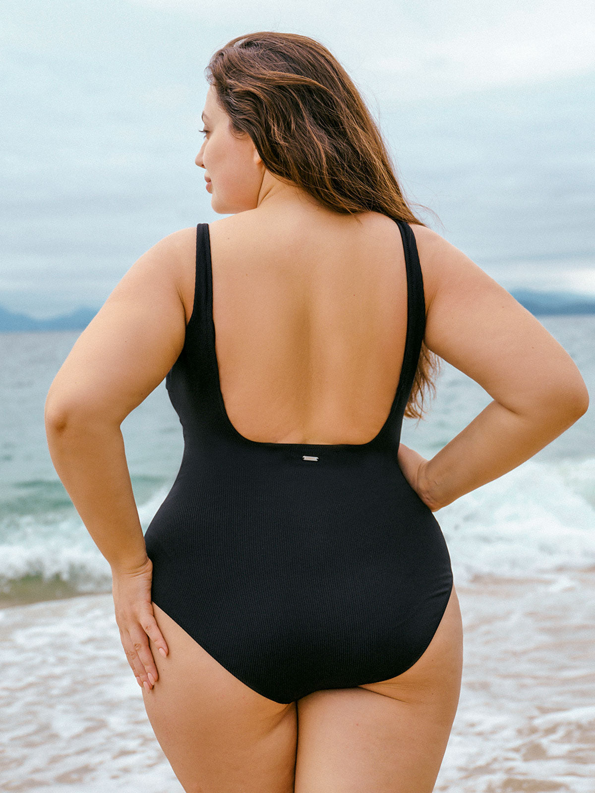 Black U-shape Plus Size One-Piece Swimsuit
