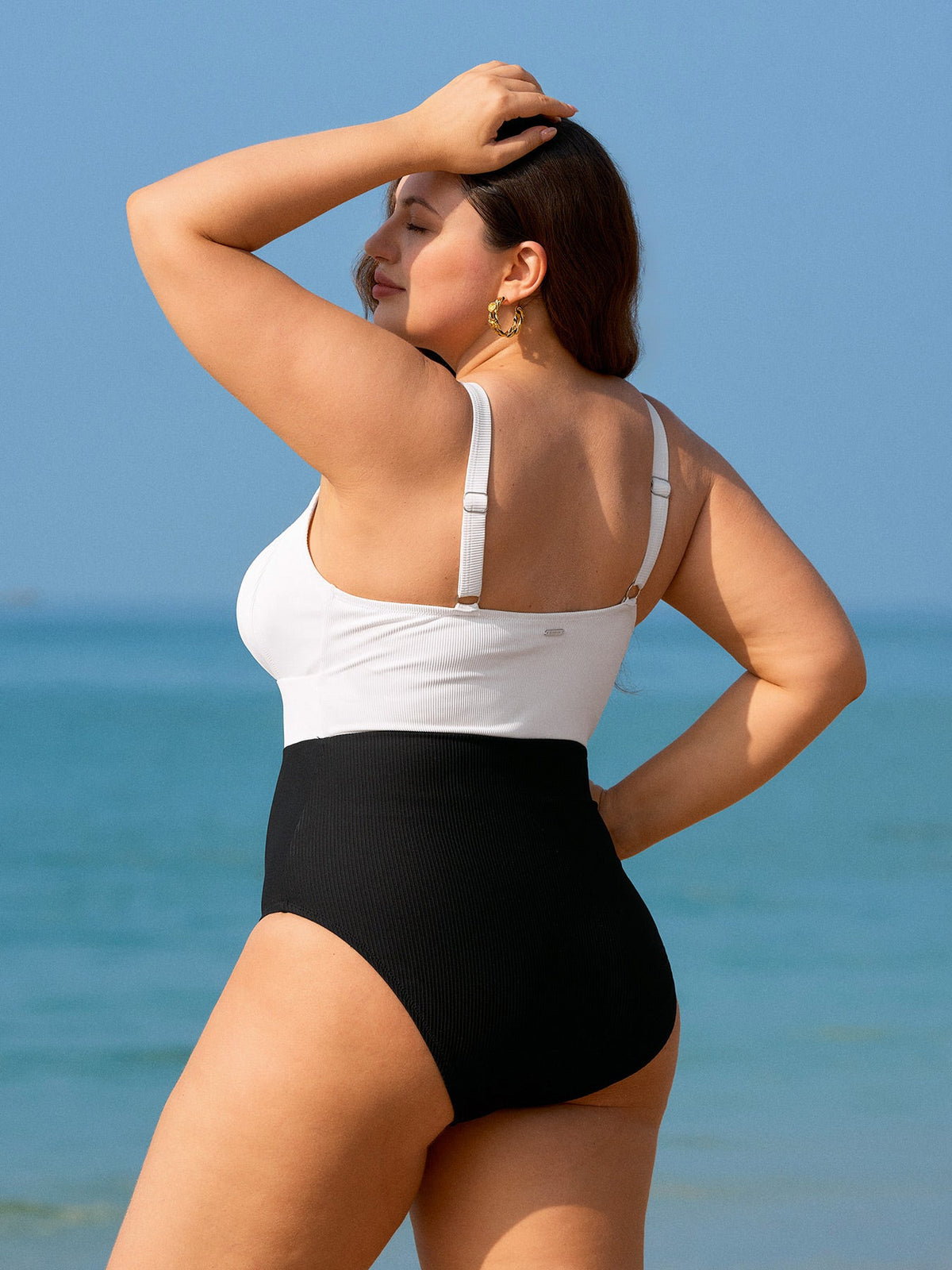 Black Contrast Strap Tie Plus Size One-Piece Swimsuit