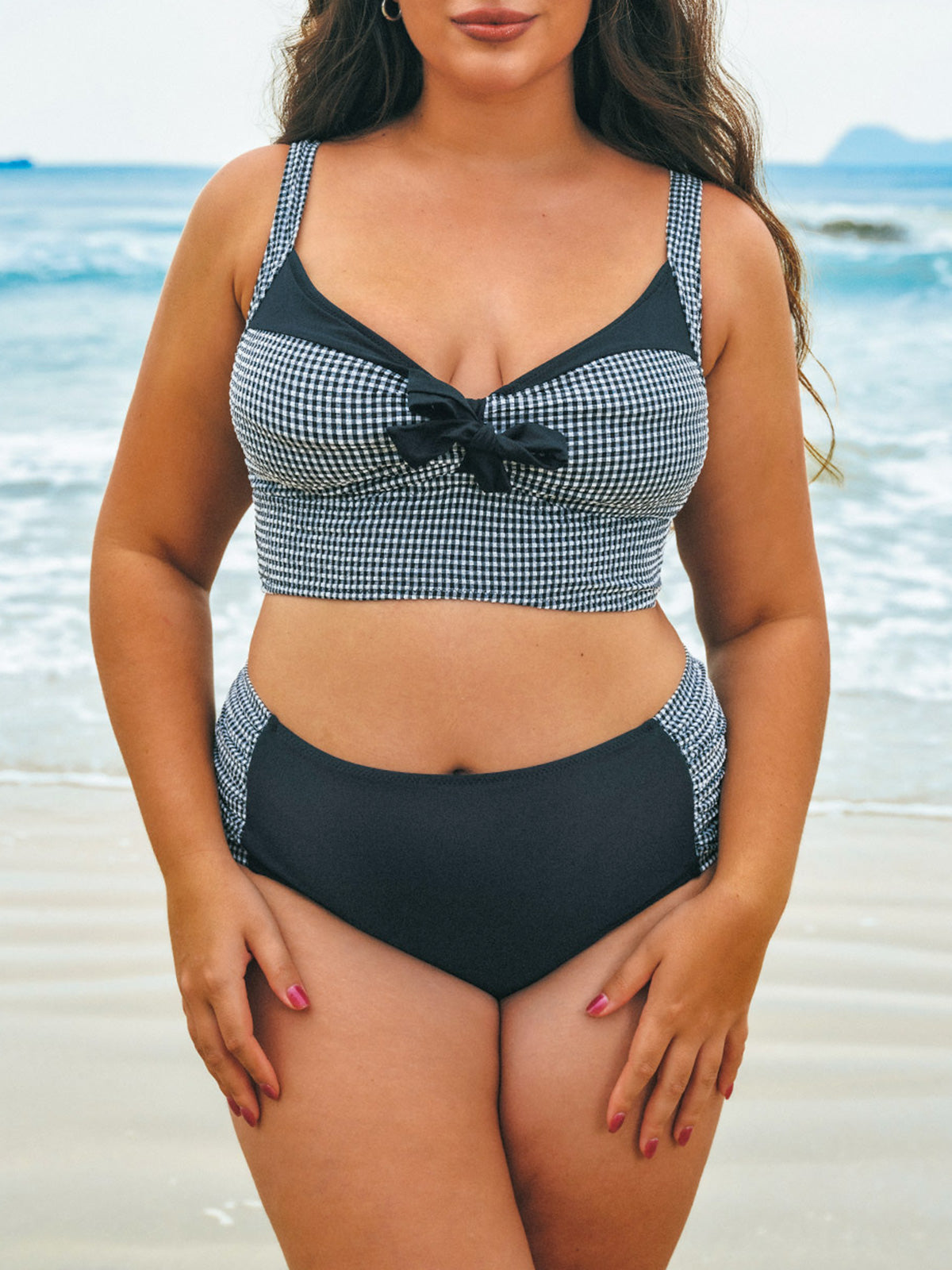 Black & White Contrast Side Plus Size Bikini Bottom
