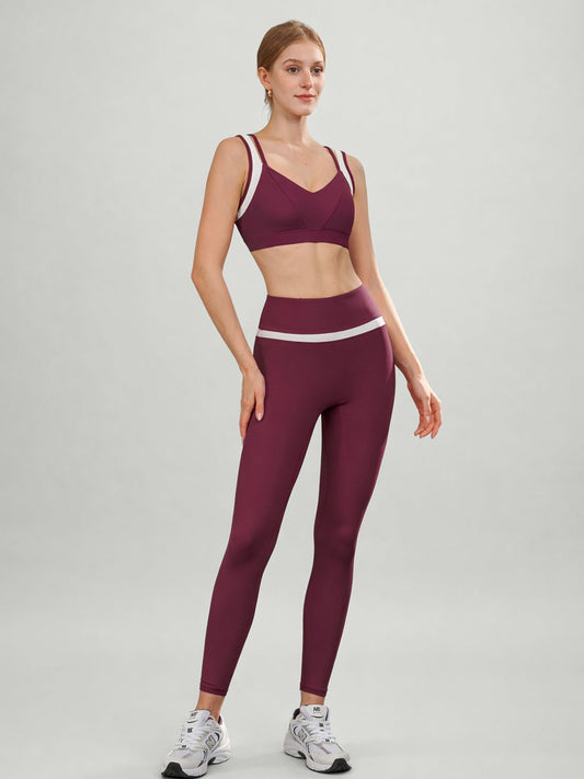 Red Contrast  V Neck Sports Bra——Light Support
