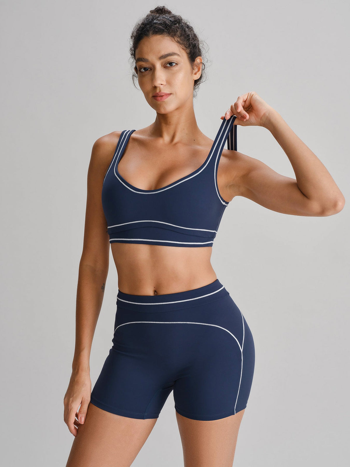 Navy Contrast-Trim Sports Bra