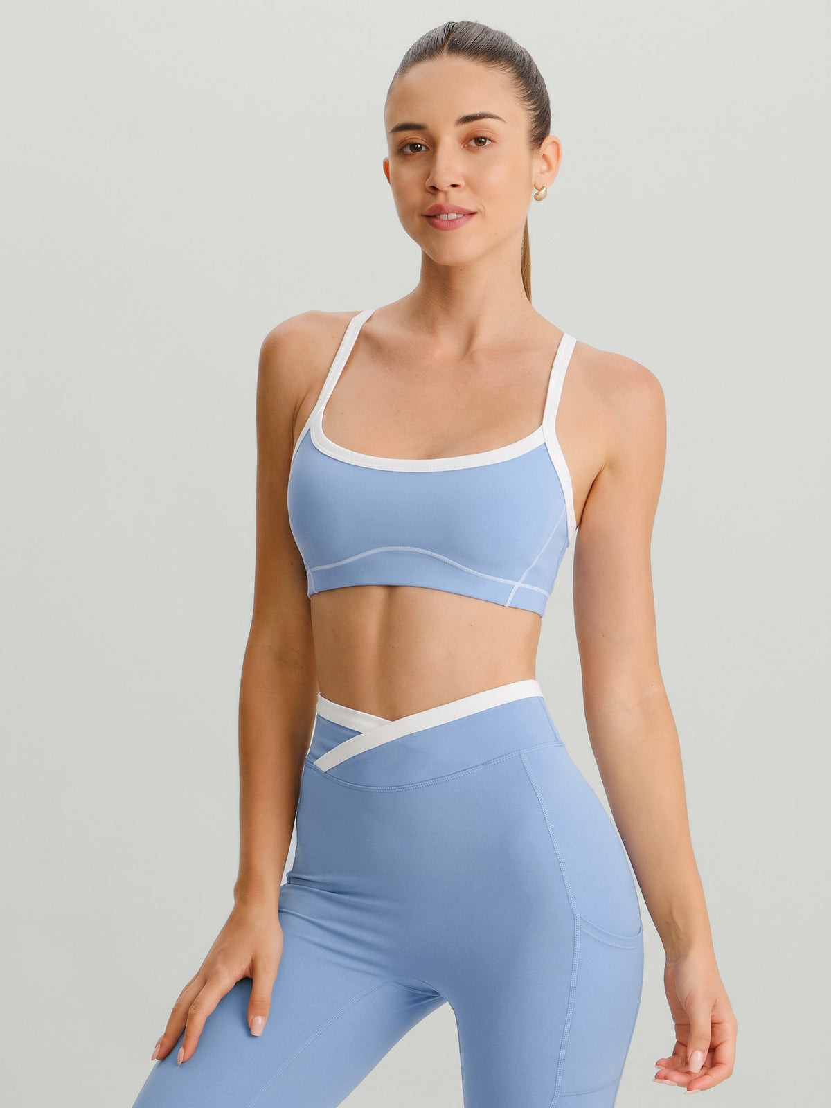 Blue U Neck Contrast Line Sports Bra - Light Support